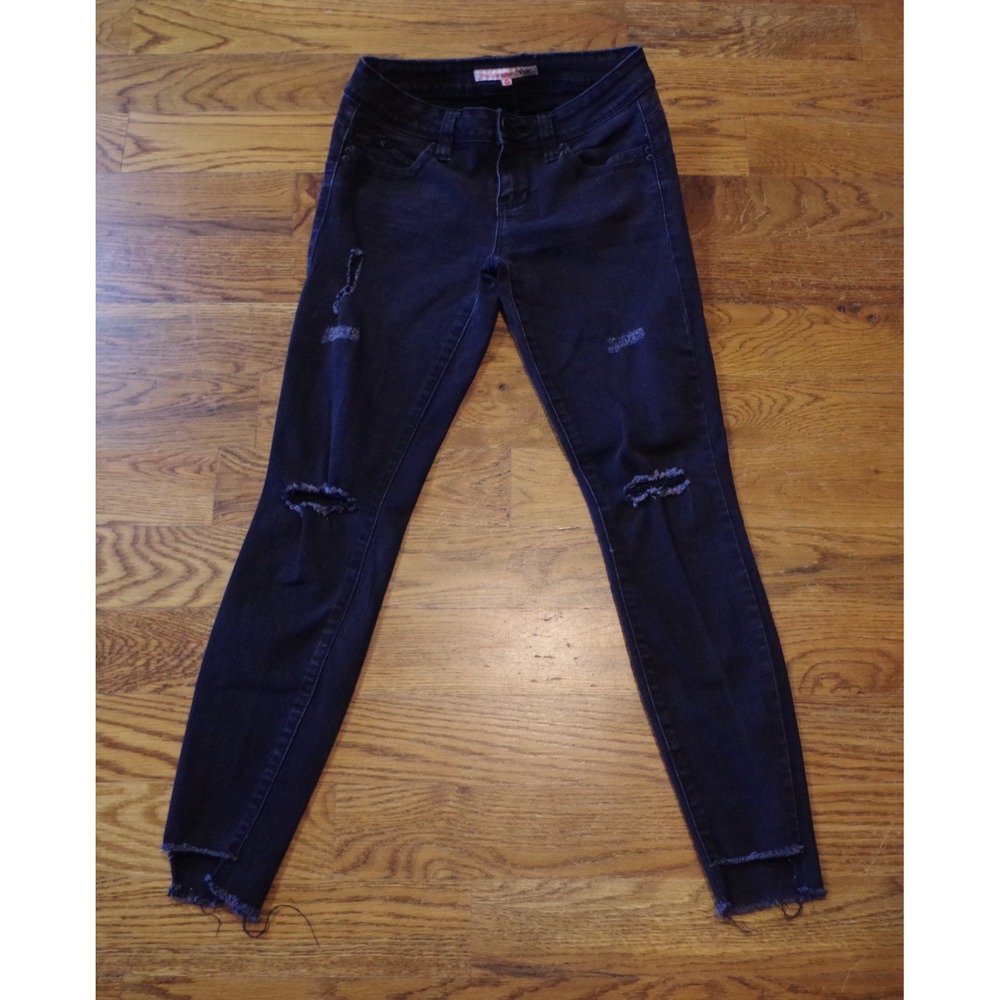 YMI WannaBettaButt Womens Skinny Jeans Distressed Raw Hem Black Size 5